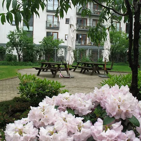 Homestay Esben Juhls Guest *